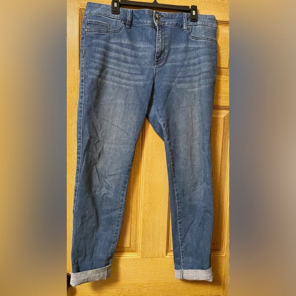 Women’s NY & Company Soho Blue Straight Jeans Classic Leggings Size 16